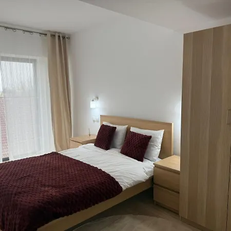 Lumera Near The National Cathedral דירה