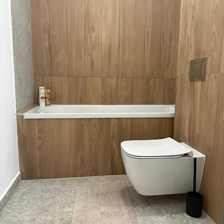 Lumera Near The National Cathedral Apartament